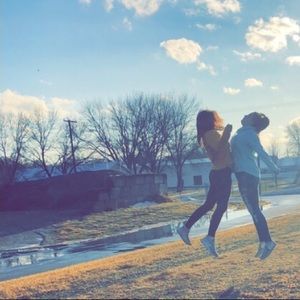 Meet your Posher, Cami